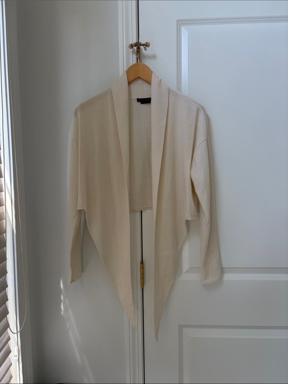 Alice + Olivia Cream Open-Front Draped Cardigan